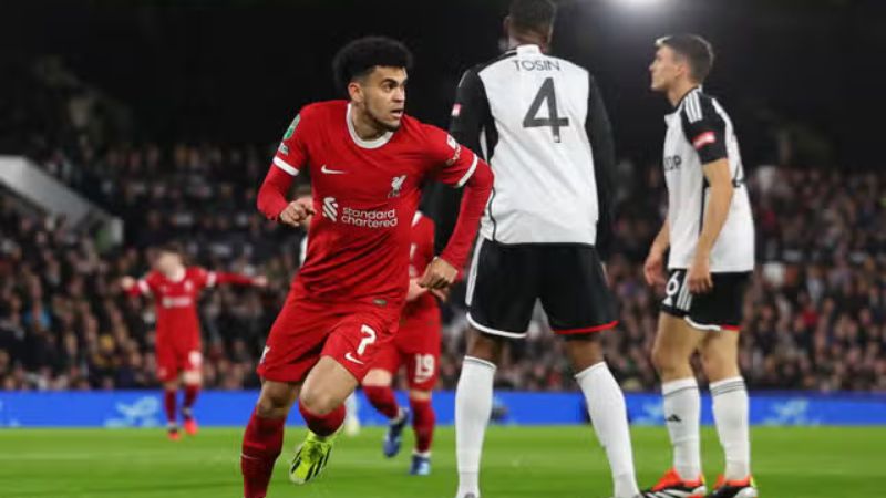 Fulham đấu với Liverpool siêu căng thẳng tại bán kết lượt về