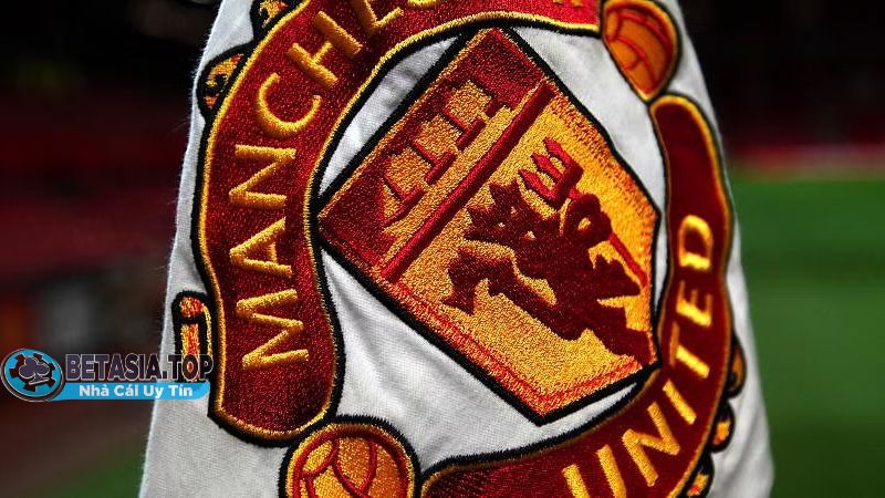 Manchester United chuẩn bị cho hợp đồng 100 triệu bảng